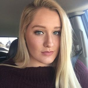 Meet your Posher, Jess